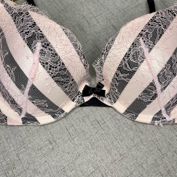 Victoria Secret Pink Lace Very Sexy Push Up Bra 34C - Picture 4 of 5
